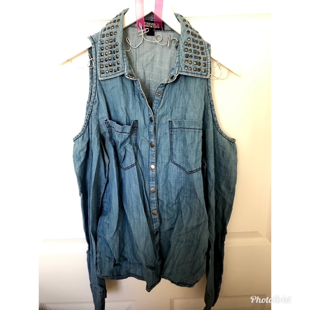 “Be Your Own Dazzle” Cold Shoulder Forever21 Top